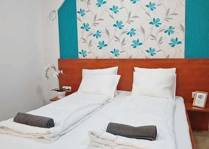 Seasons Design Apartment Budapest